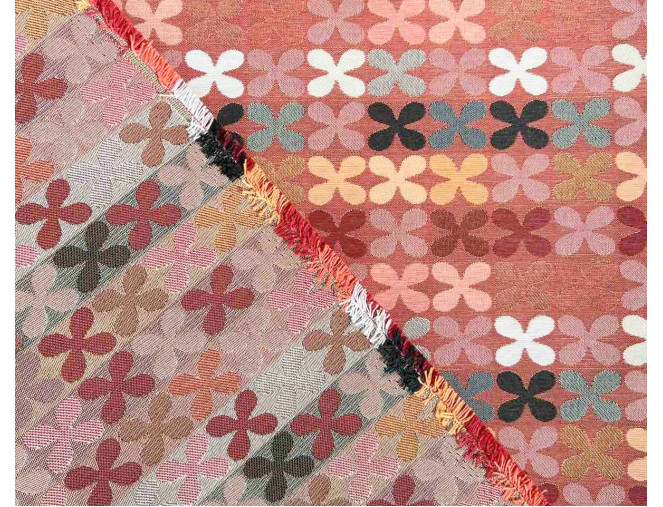 Gobelenas Gėlytės raudoname pigiau