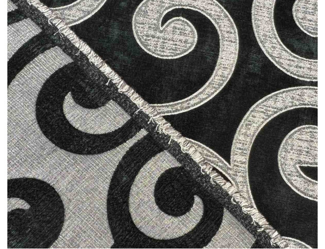 Tapestry Patterns in black internetu