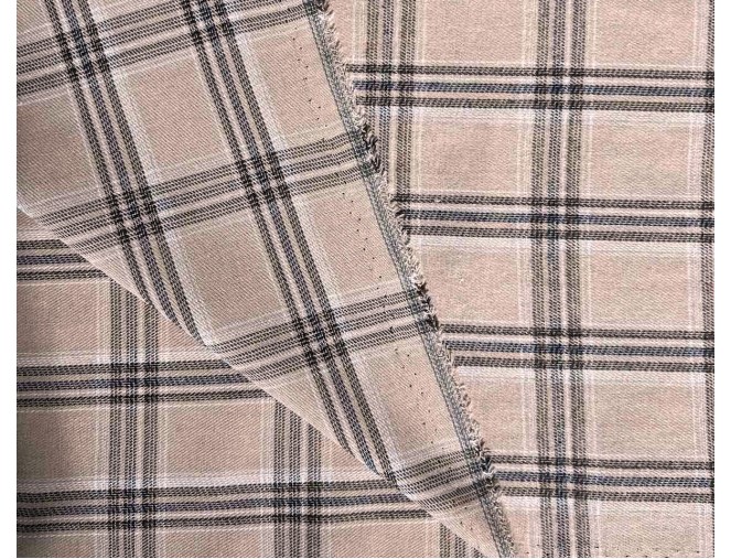 Checkered flannel, Sand pigiau