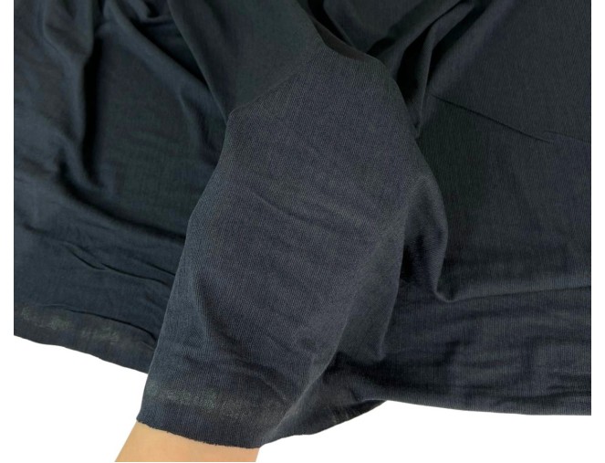Merino wool knitwear, dark blue pigiau
