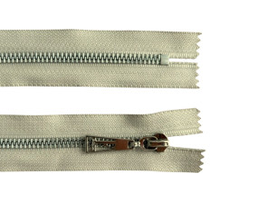 Metalinis užtrauktukas 16cm Šviesi smėlio