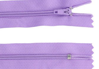 Non-detachable 3D zipper 40 cm Alyvinė