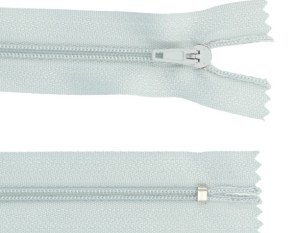 Non-detachable 3D zipper 40 cm Light blue Non-detachable 3D zipper 40 cm Light blue