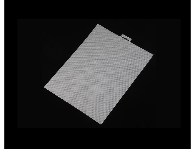 Plastikinis siuvinėjimo lapas 21 x 28cm