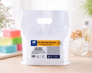 Clear, non-foaming soap base - Forbury (SLS-free) 1-6-12 kg Clear, non-foaming soap base - Forbury (SLS-free) 1-6-12 kg
