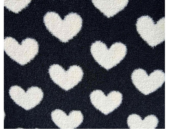 Teddy fabric hearts in black pigiau