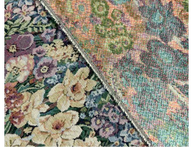 Jacquard Tapestry: Colorful Flowers pigiau